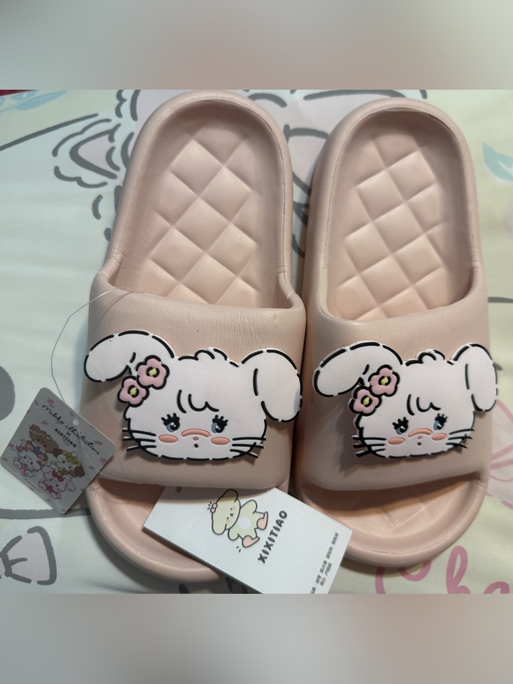 🆕 Mikko Illustrations Mousse Pink Slippers